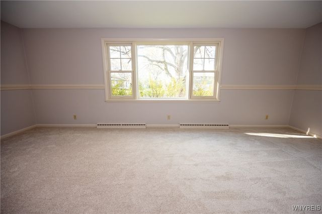 92 Devon Lane, Amherst, NY 14221