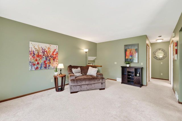 21 S Bartelt Court, Madison, WI 53704