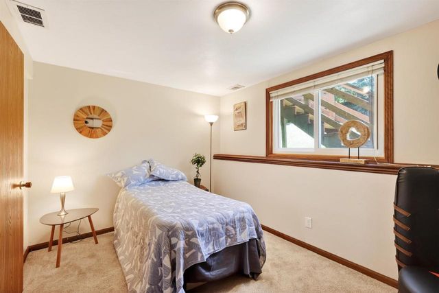 21 S Bartelt Court, Madison, WI 53704