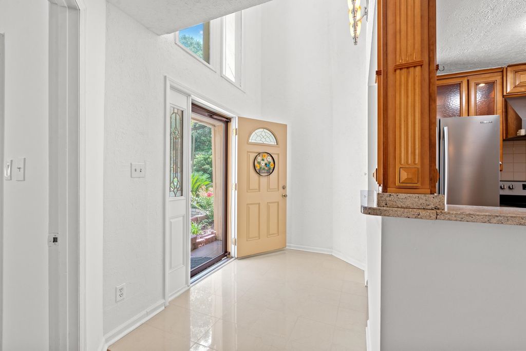 310 74th Ave N Apt 7, Myrtle Beach, SC 29572 — photo 3