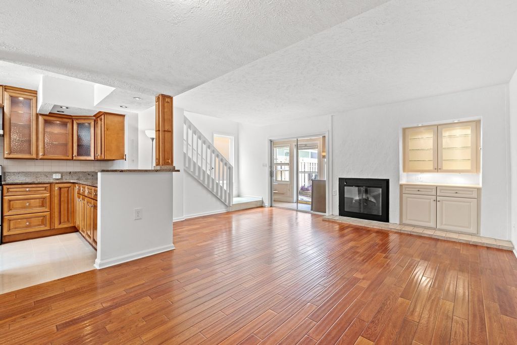 310 74th Ave N Apt 7, Myrtle Beach, SC 29572 — photo 5