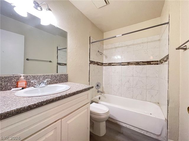 1709 South FAIRFIELD Avenue F, Las Vegas, NV 89102