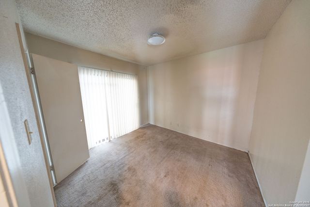 6915 Brecon, San Antonio, TX 78239