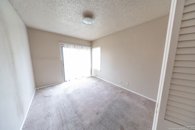 6915 Brecon, San Antonio, TX 78239