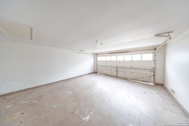 6915 Brecon, San Antonio, TX 78239