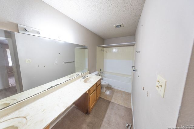 6915 Brecon, San Antonio, TX 78239