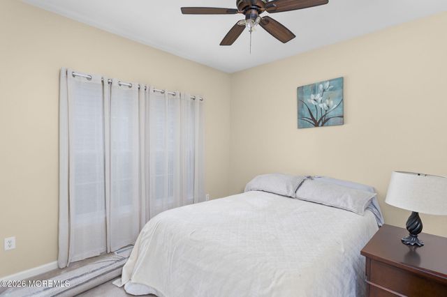 5 Tommys Meadow, Pemberton, NJ 08068