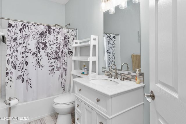 5 Tommys Meadow, Pemberton, NJ 08068
