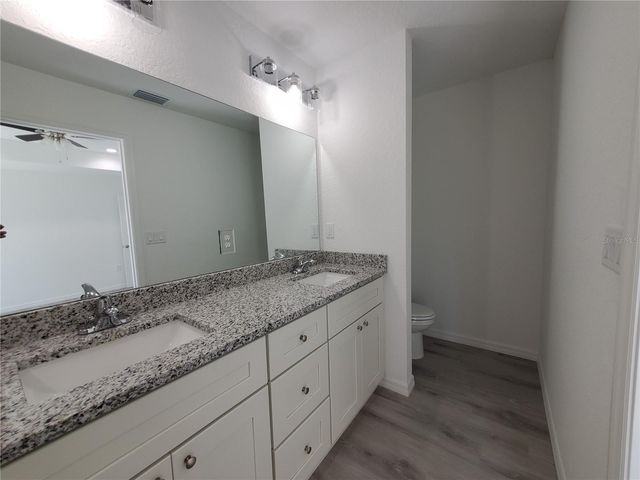14 SEQUOIA TRAIL TRAK, Ocklawaha, FL 32179