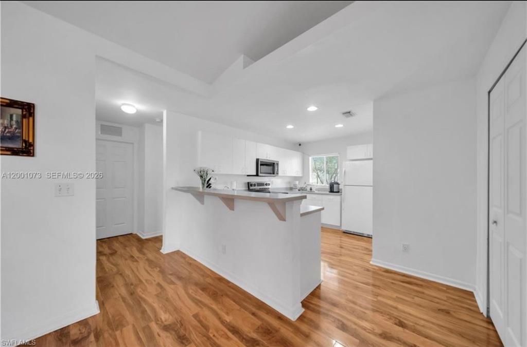 Image 8 of property listing at 2840 NW 2nd TER, Cape Coral, FL 33993