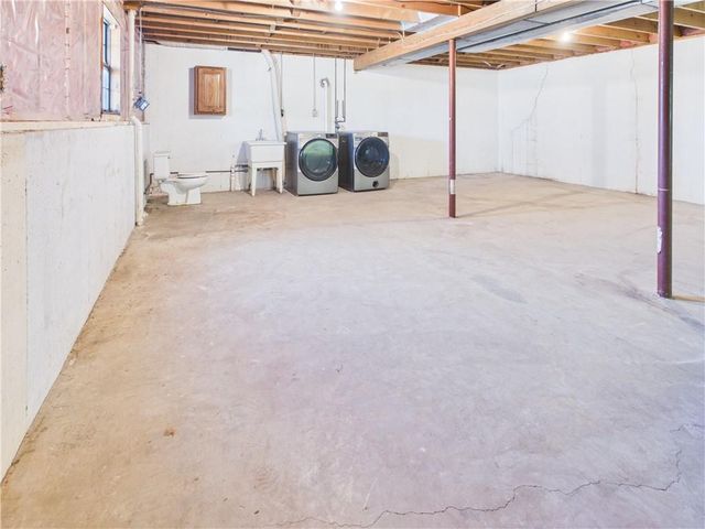 803 E Market Street, Warrensburg, MO 64093