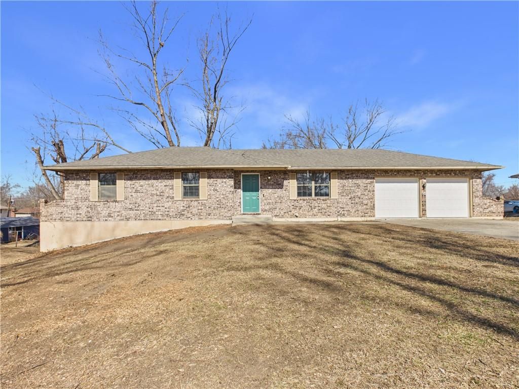 803 E Market Street, Warrensburg, MO 64093