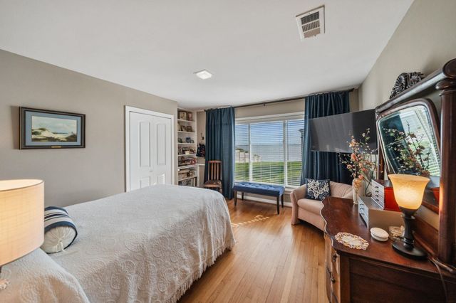 138 N Burnett Drive, Baytown, TX 77520