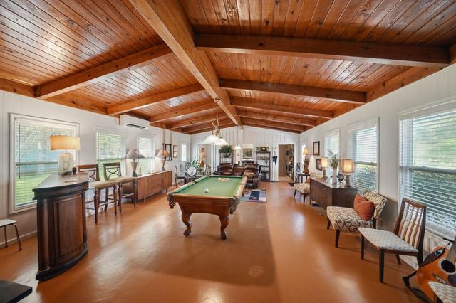 138 N Burnett Drive, Baytown, TX 77520