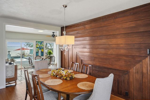 138 N Burnett Drive, Baytown, TX 77520