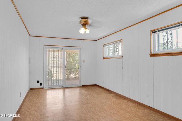 2611 Jefferson Avenue, El Paso, TX 79930