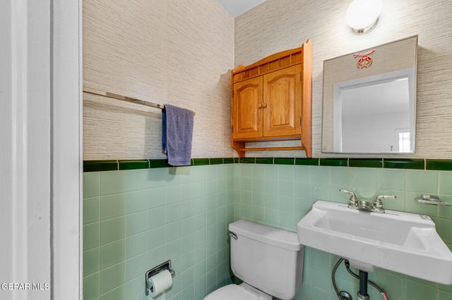 2611 Jefferson Avenue, El Paso, TX 79930