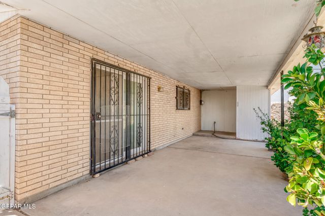 2611 Jefferson Avenue, El Paso, TX 79930
