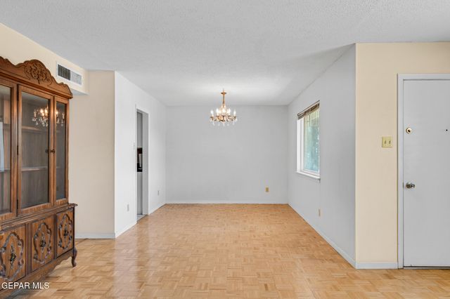 2611 Jefferson Avenue, El Paso, TX 79930