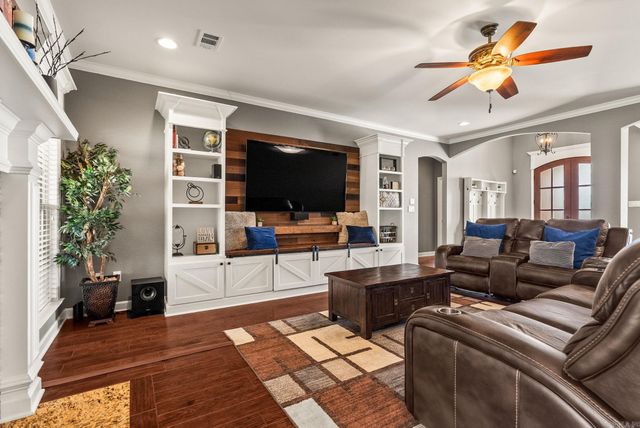 24 Basswood Terrace, Maumelle, AR 72113