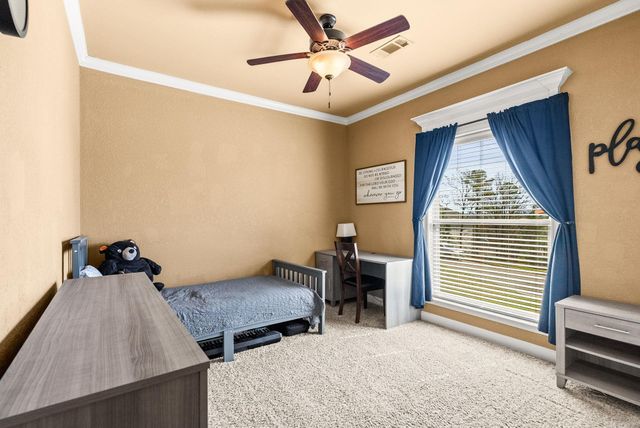 24 Basswood Terrace, Maumelle, AR 72113