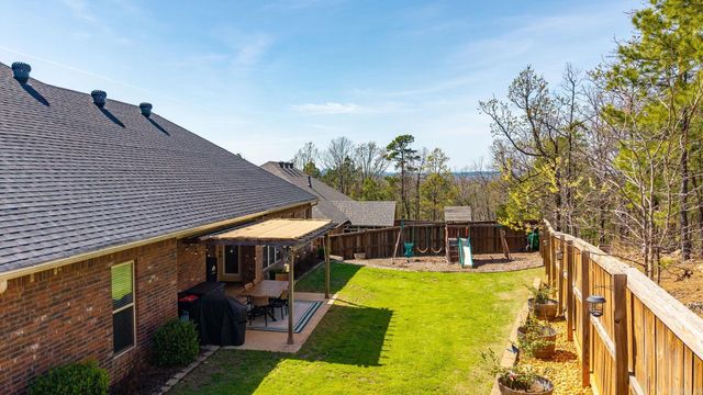 24 Basswood Terrace, Maumelle, AR 72113