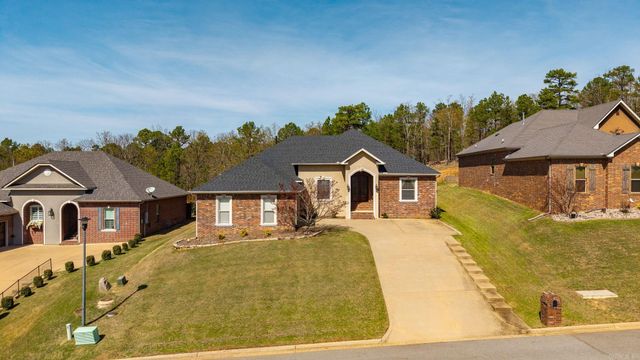 24 Basswood Terrace, Maumelle, AR 72113