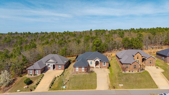 24 Basswood Terrace, Maumelle, AR 72113