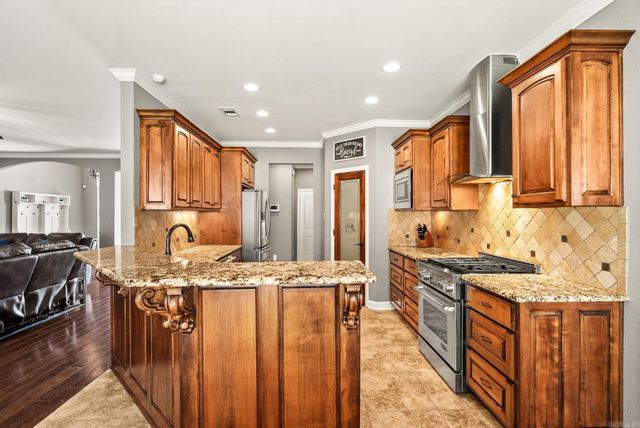 24 Basswood Terrace, Maumelle, AR 72113