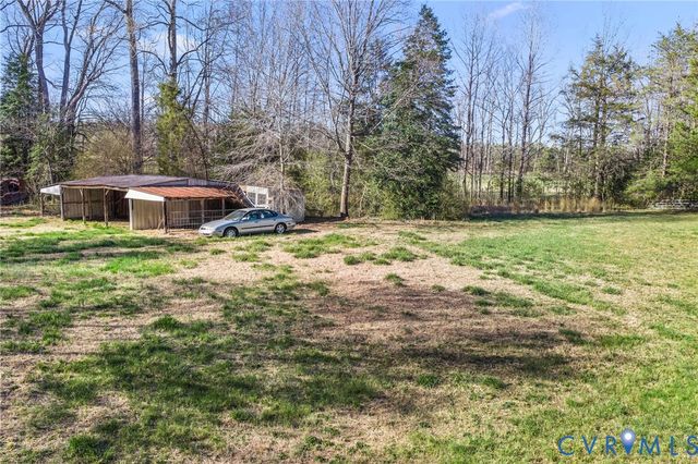 19161 Hollowing Creek Rd, Beaverdam, VA 23015