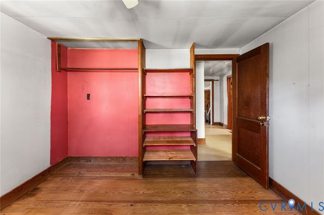 19161 Hollowing Creek Rd, Beaverdam, VA 23015