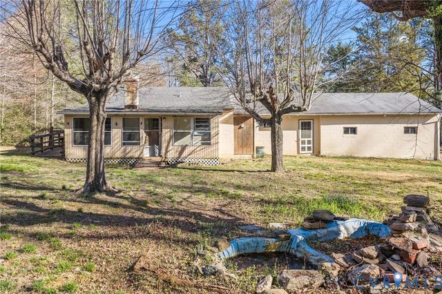 19161 Hollowing Creek Rd, Beaverdam, VA 23015