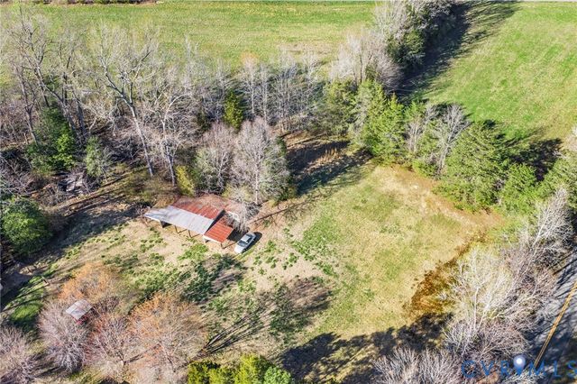 19161 Hollowing Creek Rd, Beaverdam, VA 23015