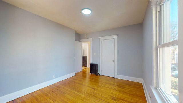 33 Prescott Street, Meriden, CT 06450