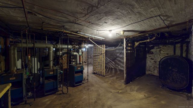 33 Prescott Street, Meriden, CT 06450