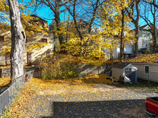 33 Prescott Street, Meriden, CT 06450