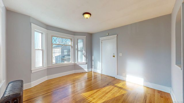 33 Prescott Street, Meriden, CT 06450