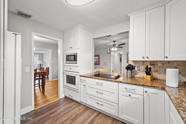 4820 AVENT Drive, Jacksonville, FL 32244