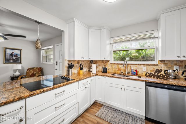 4820 AVENT Drive, Jacksonville, FL 32244