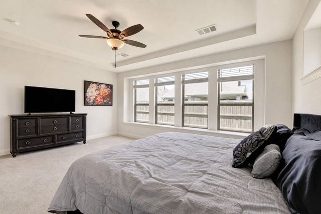 304 Cottontail Lane, Northlake, TX 76247