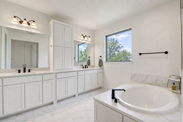 304 Cottontail Lane, Northlake, TX 76247