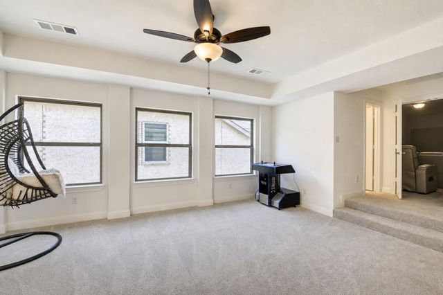 304 Cottontail Lane, Northlake, TX 76247