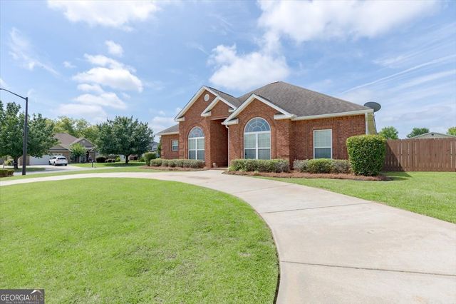 205 Stablegate Lane, Bonaire, GA 31005