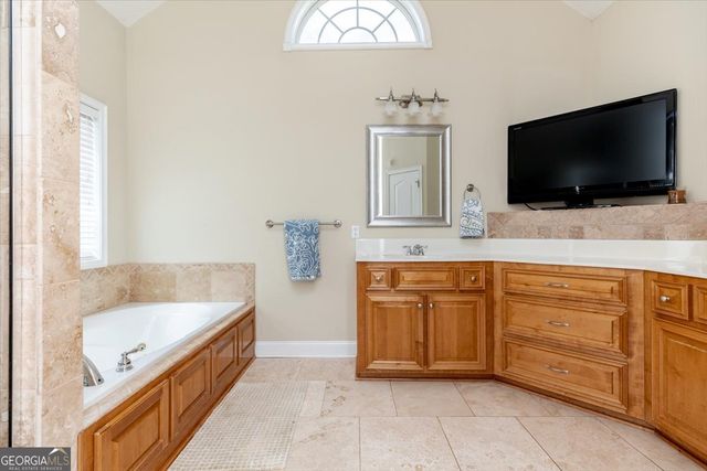 205 Stablegate Lane, Bonaire, GA 31005