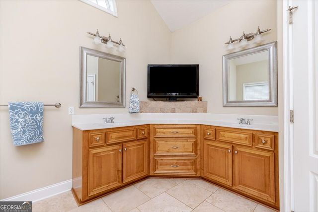 205 Stablegate Lane, Bonaire, GA 31005