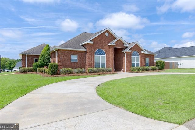 205 Stablegate Lane, Bonaire, GA 31005