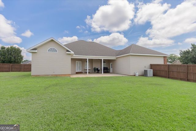 205 Stablegate Lane, Bonaire, GA 31005