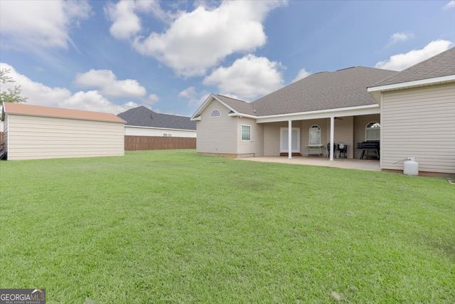 205 Stablegate Lane, Bonaire, GA 31005
