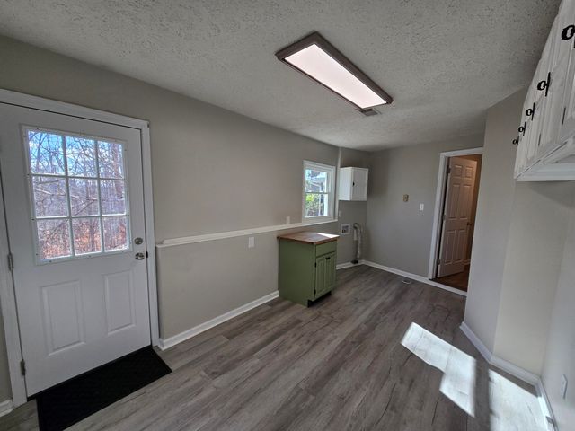 120 Tiki TER, Goodview, VA 24095