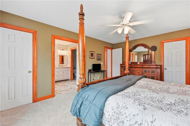 105 Waters DR, Moyock, NC 27958